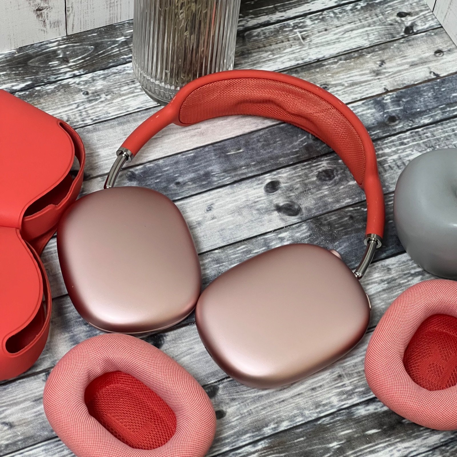 Apple AirPods Max Pink