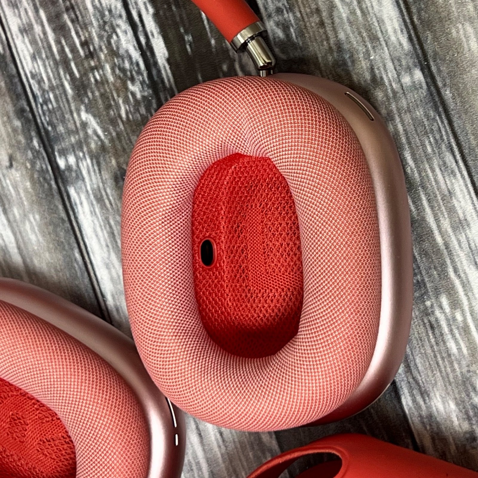 Apple AirPods Max Pink